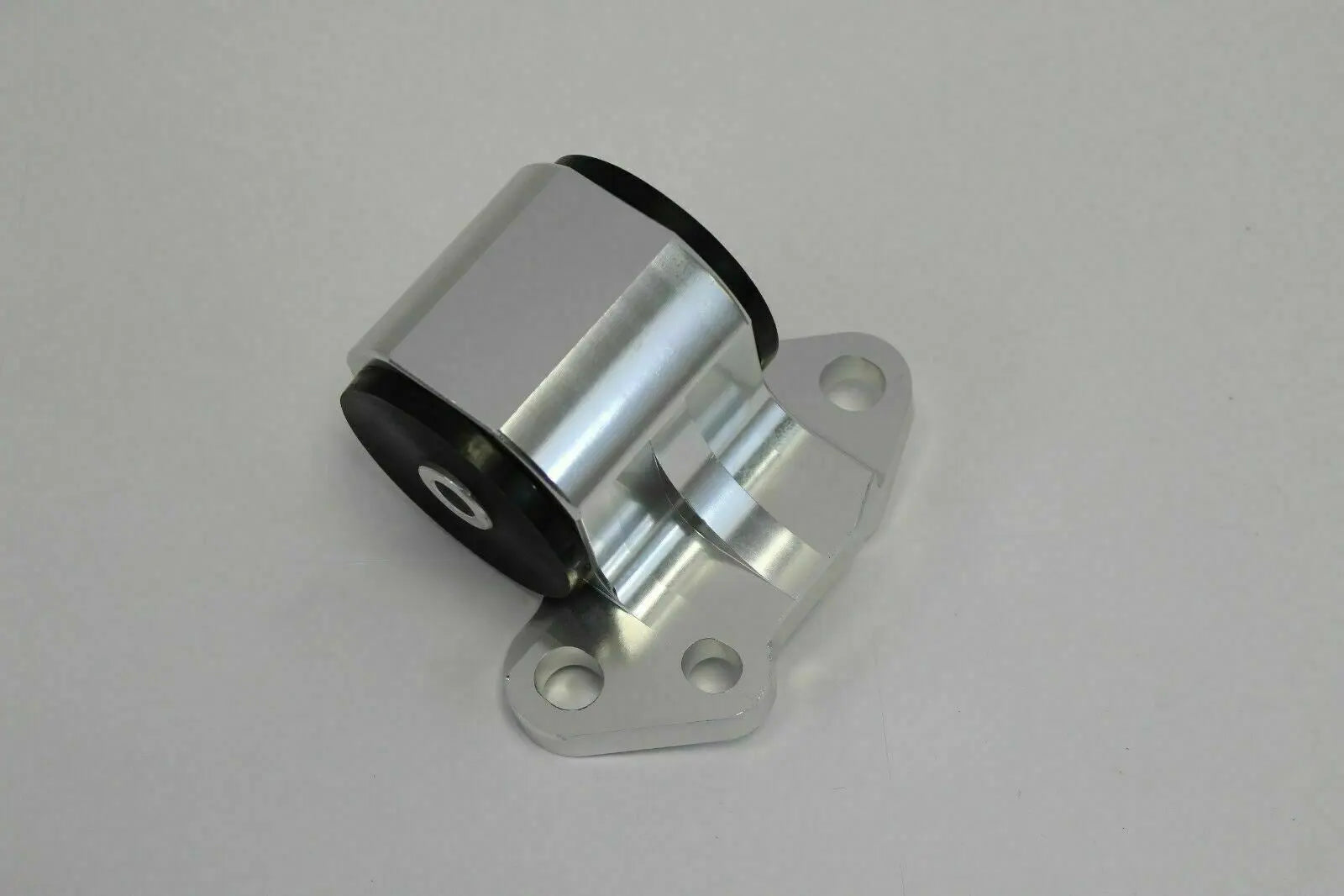 Jack Spania Racing D Series engine mount kit for Honda Acura D16 D18 engines, 92-95 Civic and DC2 with CNC mounting brackets.