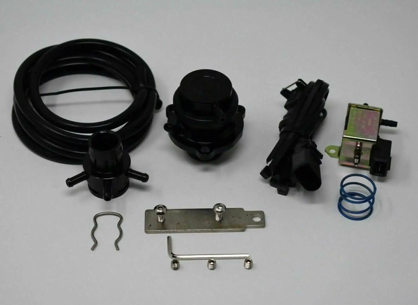 Jack Spania Racing turbo blow valve BOV kit for VW Audi MK5 MK6 2.0T FSI TSI engines, compatible with Golf GTI and A4 models.