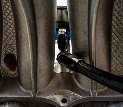Jack Spania Racing center mount fuel gauge with AN6 fitting for K Tuned fuel rail on K Series K20 and K24 engines.