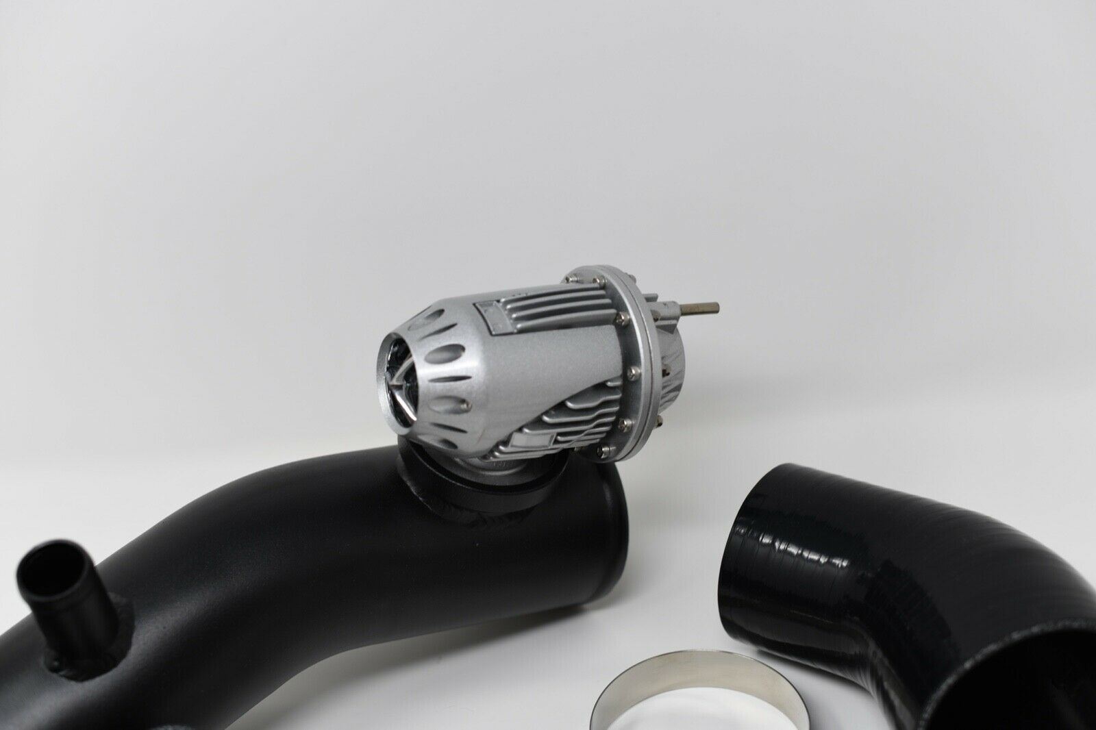 BMW N54 charge pipe kit with SSQV blow-off valve, engine parts for E84 and E90 models by Jack Spania Racing.