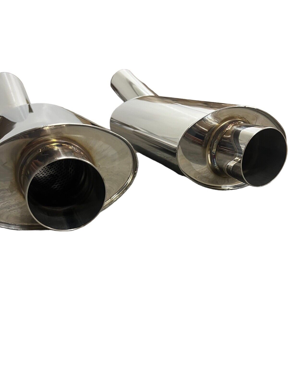 JackSpania Racing Fireball Mega Blastpipe muffler VIP tip with dual 2.5-inch and 3-inch exhaust tips, left and right sides.