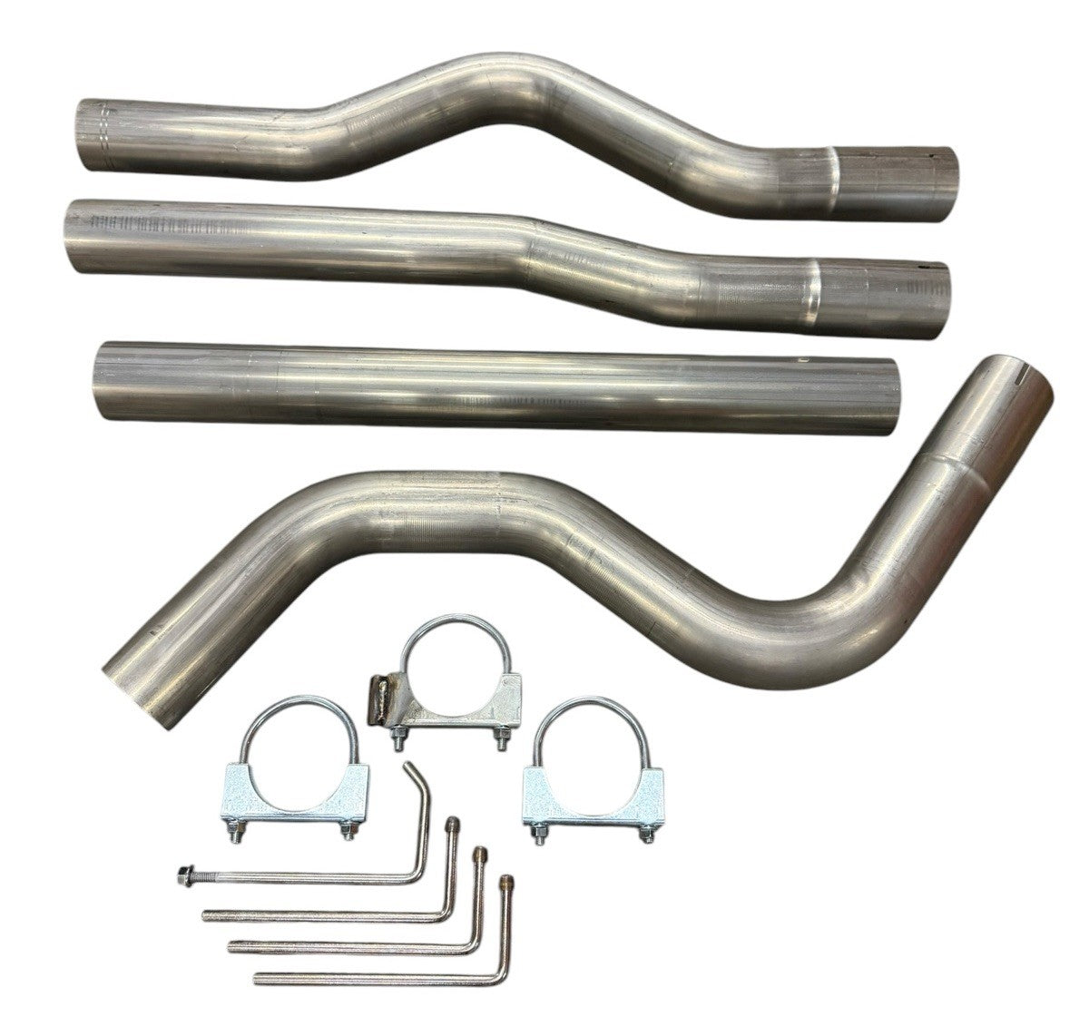 3-inch mandrel bent exhaust piping for Honda Civic EG EK DC2 by JackSpania Racing, showing smooth curved exhaust tubing.