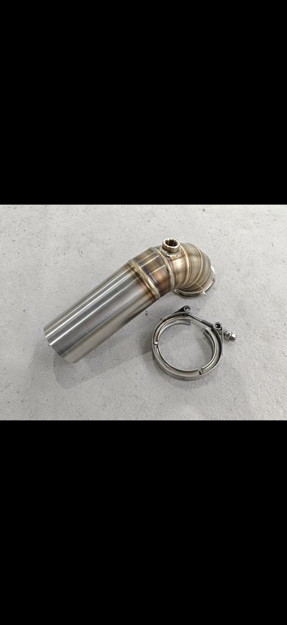 JackSpania Racing 3-inch downpipe with V-band turbo flange, exhaust pipe, and O2 bung for high-performance turbo systems.