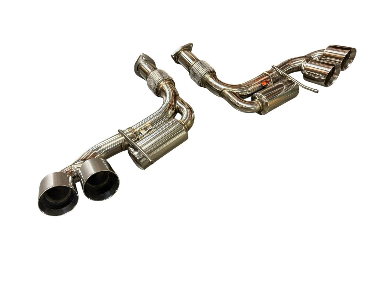 JackSpania Racing axle back exhaust for Chevrolet Corvette C8 2020+ with 6.2L V8, featuring a 3-inch Helmholtz muffler.