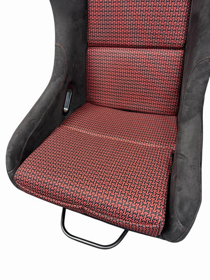 JackSpania Racing universal lightweight fixed bucket seat with rails, sliders, and suede upholstery, designed for car interior installation.