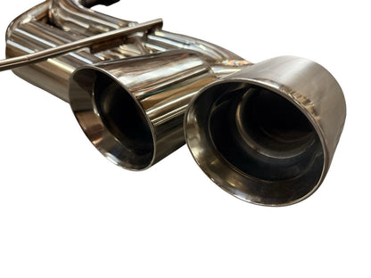 JackSpania Racing axle back exhaust for Chevrolet Corvette C8 2020+ 6.2L V8 with 3-inch Helmholtz muffler, showing polished metal components
