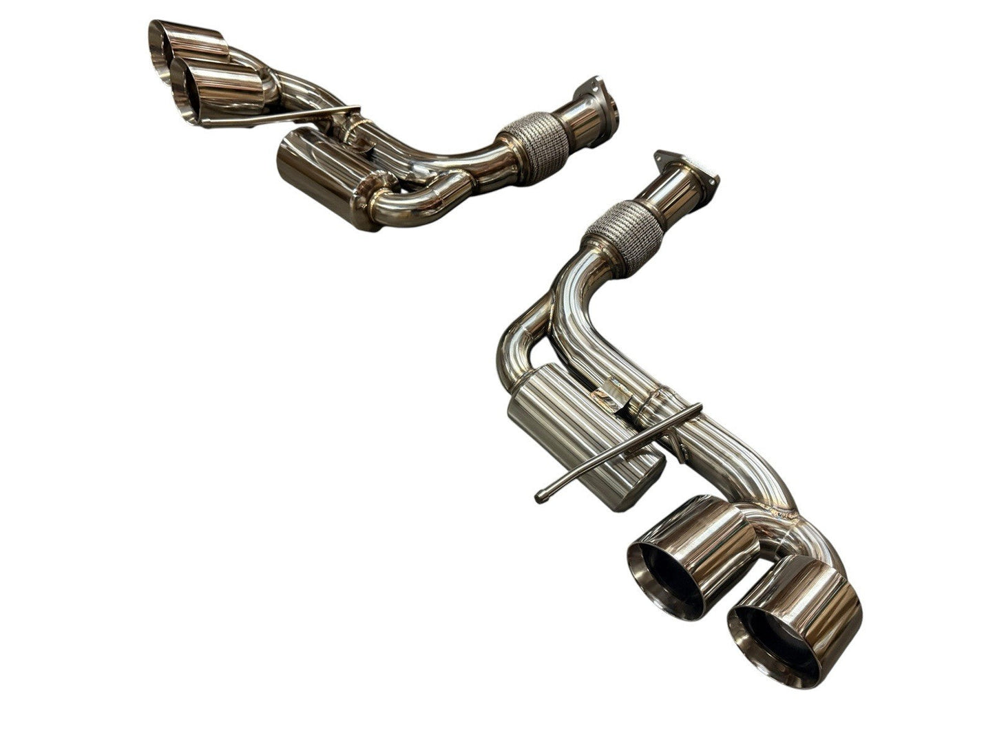 JackSpania Racing axle back exhaust for Chevrolet Corvette C8 2020+ with 6.2L V8, featuring a 3-inch Helmholtz muffler system.